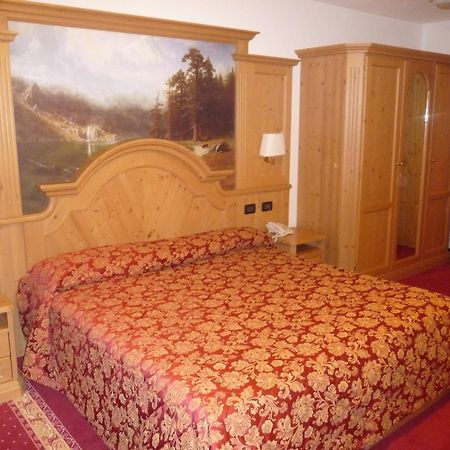 Hotel Almazzago كوميزادورا المظهر الخارجي الصورة
