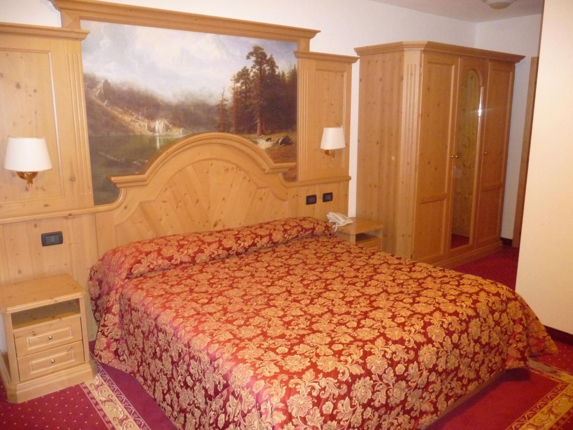 Hotel Almazzago كوميزادورا المظهر الخارجي الصورة
